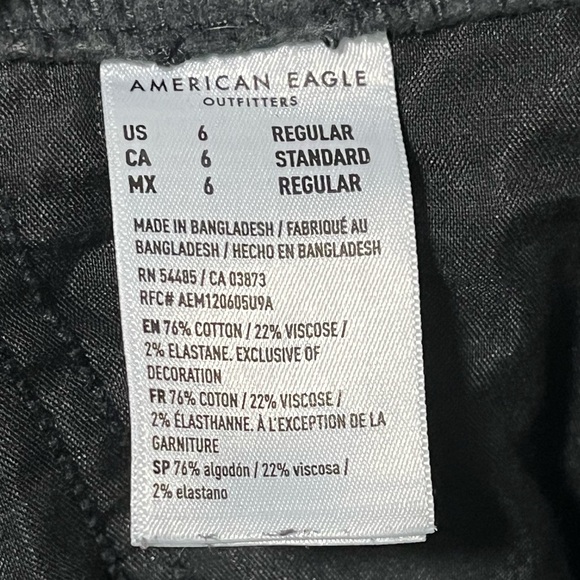 American Eagle Women’s Black Corduroy Cargo Pants Size 6 Regular - Picture 9 of 14